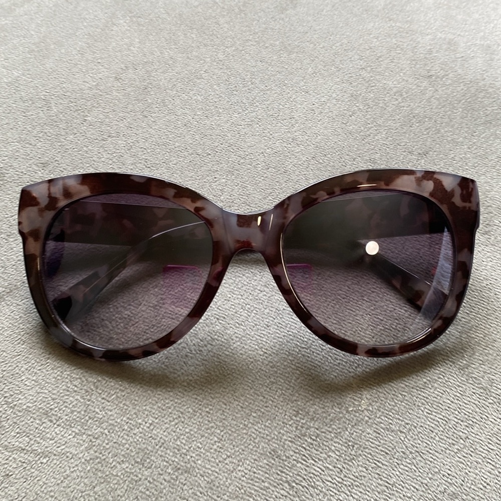 Sunglasses bundle! - Picture 3 of 5